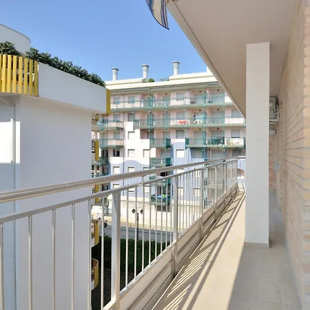 Condominio Alice Apartment *