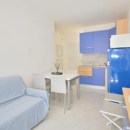 Condominio Alice Apartment *